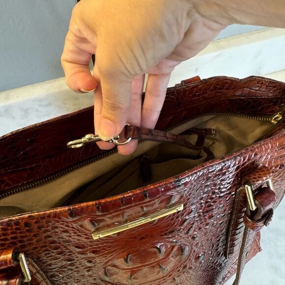 BRAHMIN PARIS PECAN MELBOURNE CROC EMBOSSED LEATHER - Picture 11 of 16